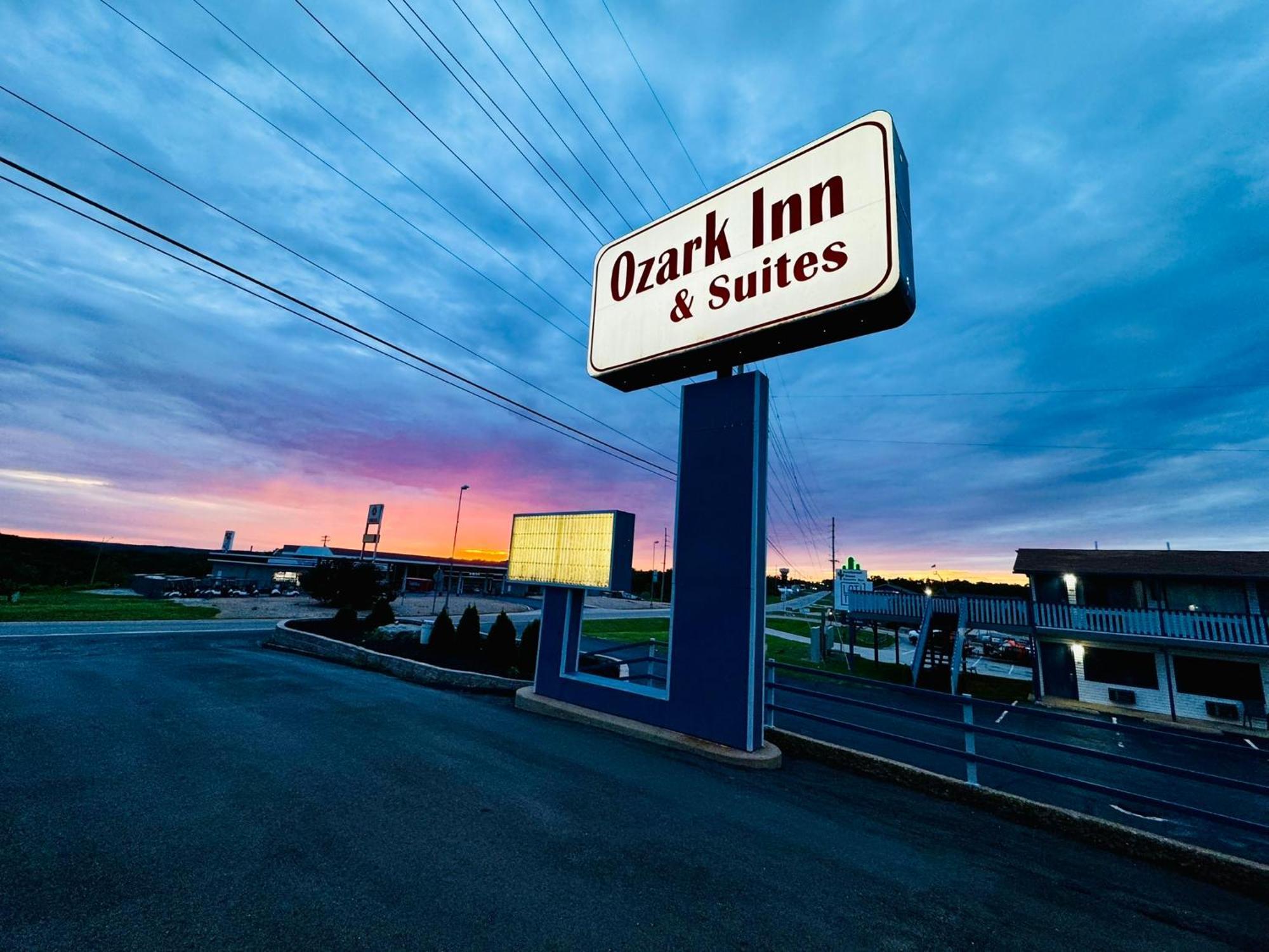 Ozark Inn And Suites オーセージ・ビーチ エクステリア 写真
