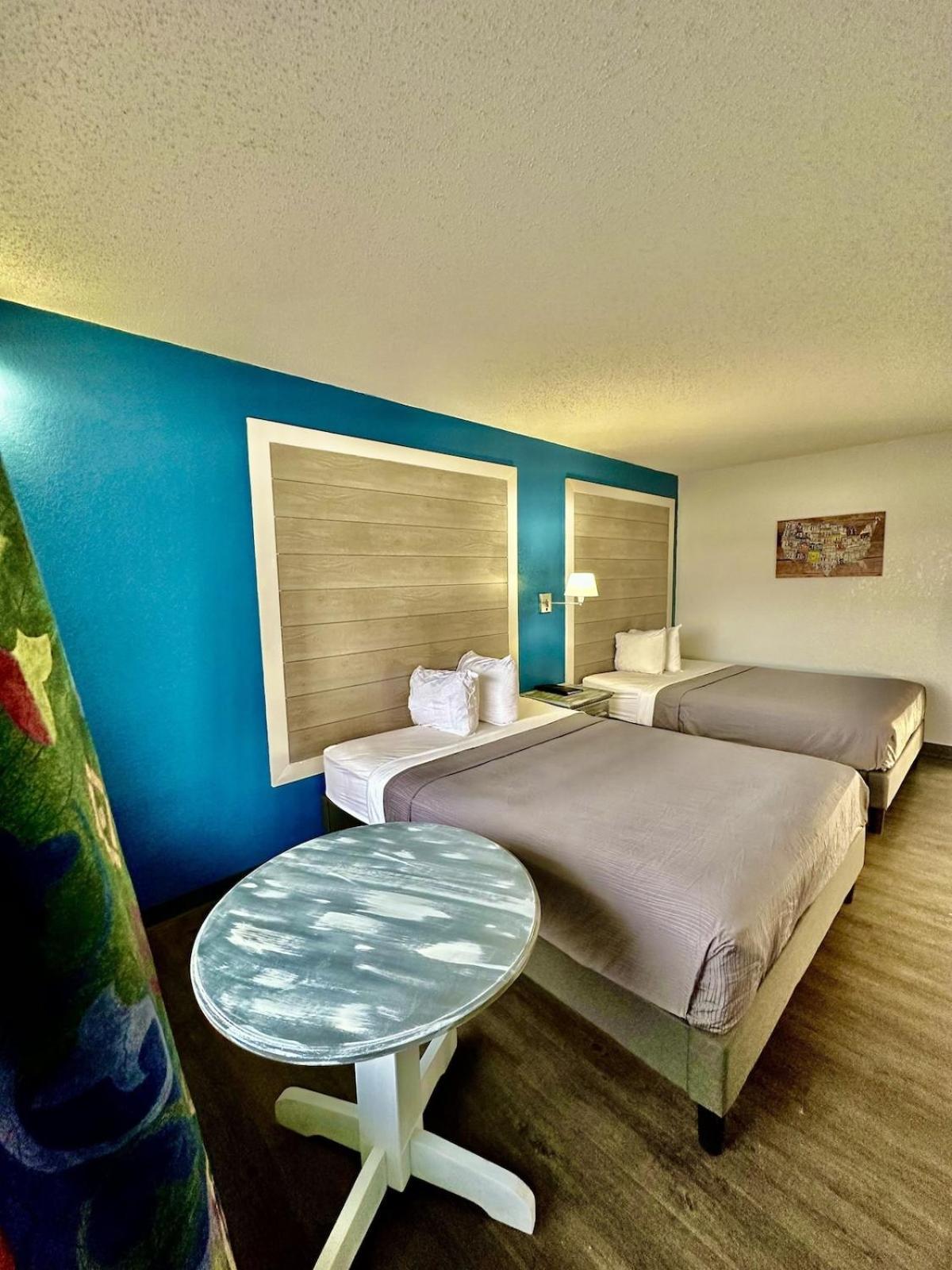 Ozark Inn And Suites オーセージ・ビーチ エクステリア 写真