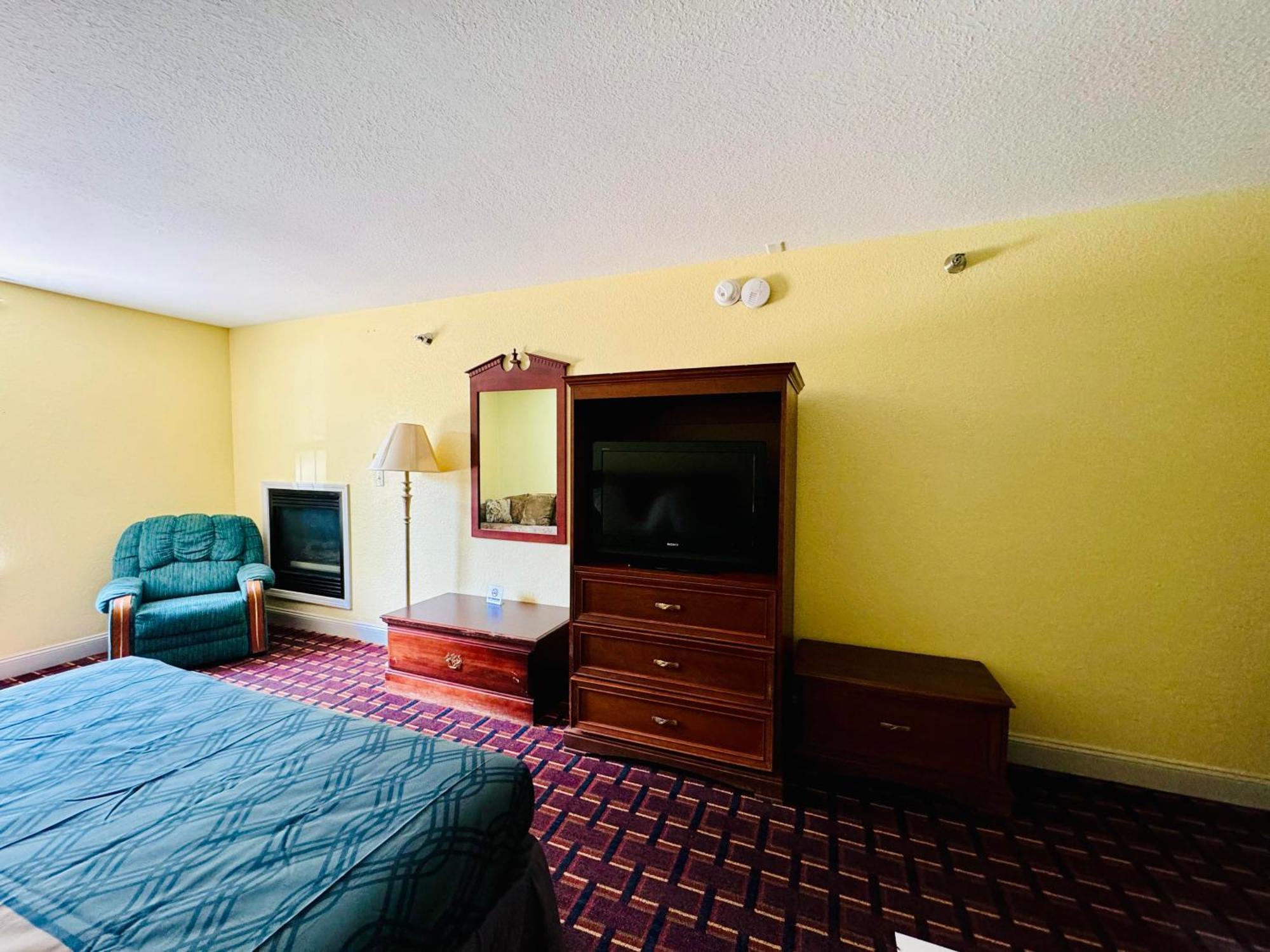 Ozark Inn And Suites オーセージ・ビーチ エクステリア 写真